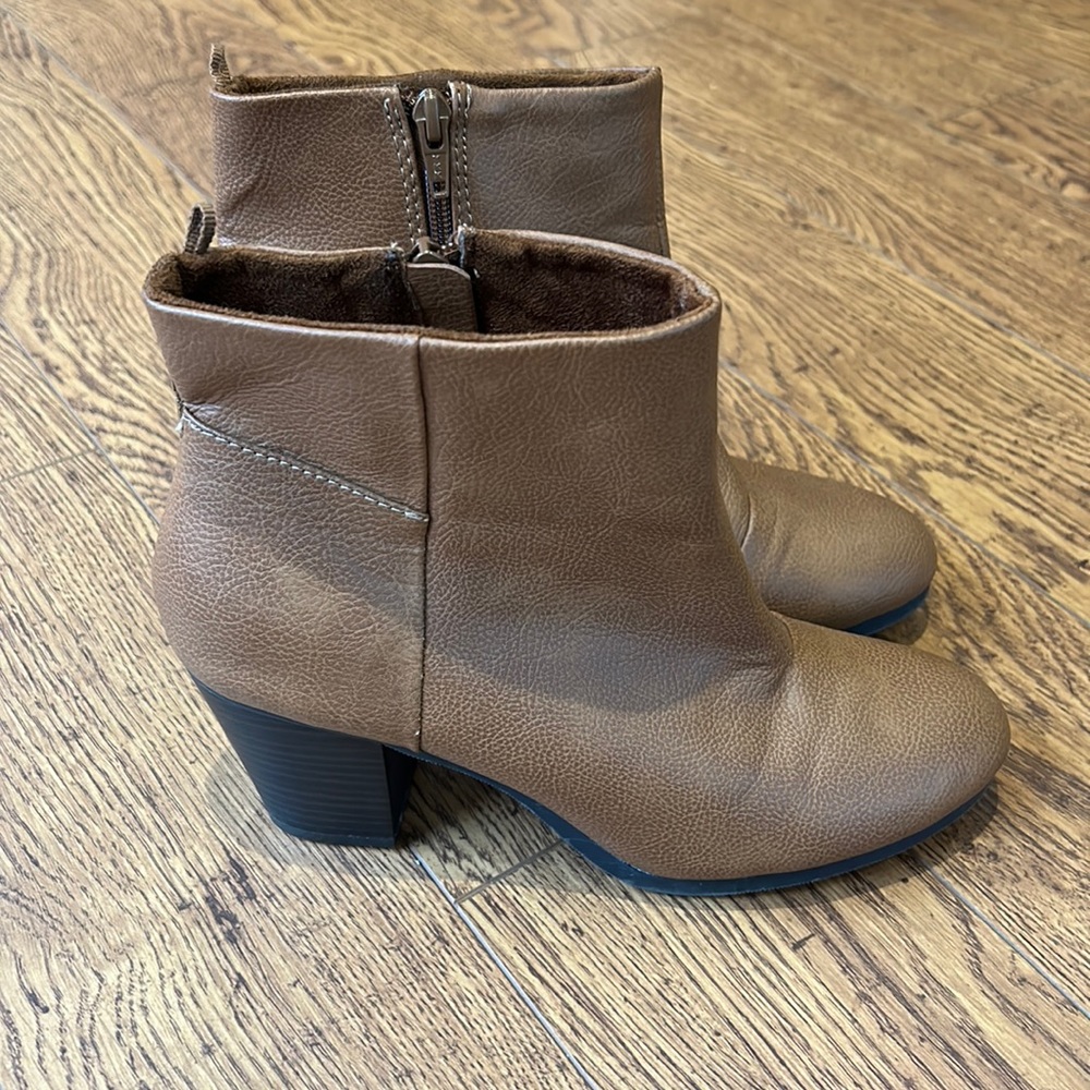 Ankle boots - 8